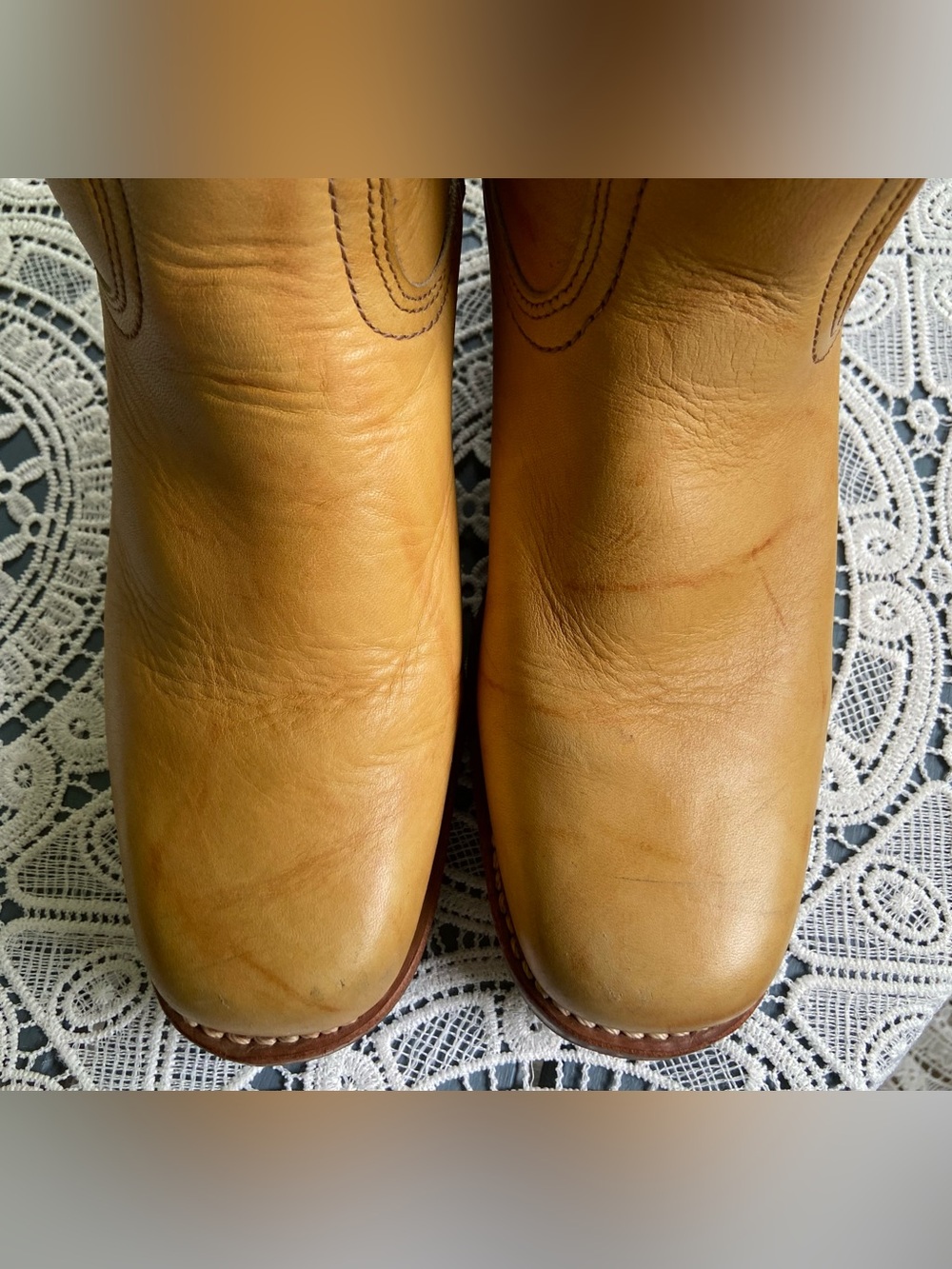 Rare Frye Campus Banana Shorties - Picture 6 of 12